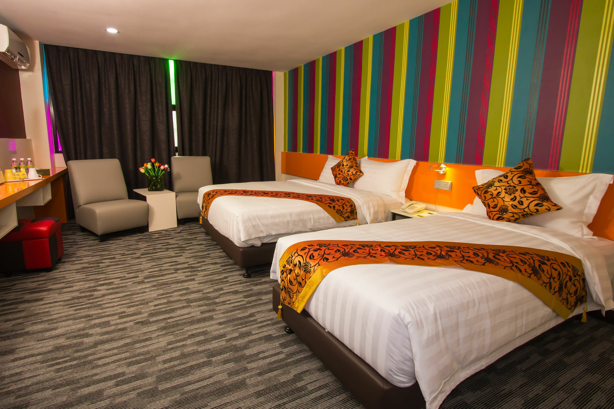 Baguss Hotel And Serviced Apartment Johor Bahru Exterior photo