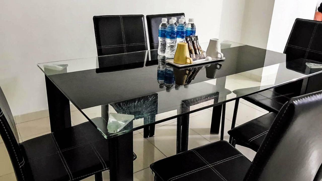 Baguss Hotel And Serviced Apartment Johor Bahru Exterior photo